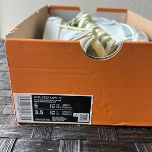 Nike low Blazer 77 size 5